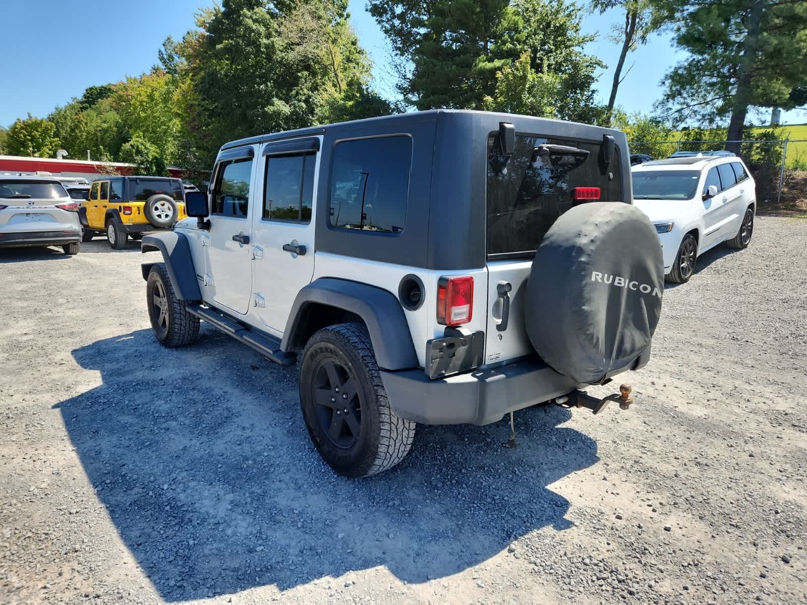 Thumbnail: 2010 Jeep Wrangler - 3