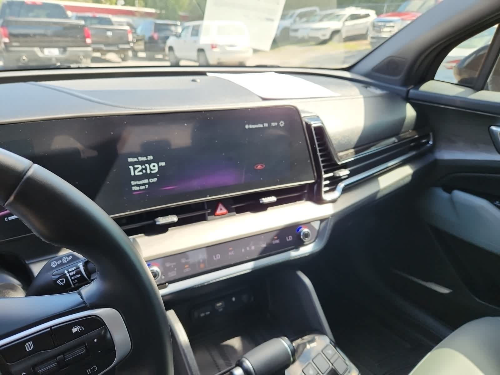 Thumbnail: 2023 Kia Sportage - 10