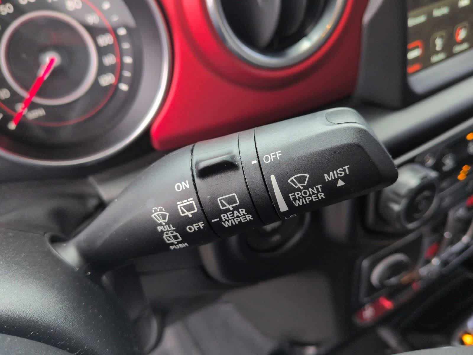 Thumbnail: 2019 Jeep Wrangler - 24