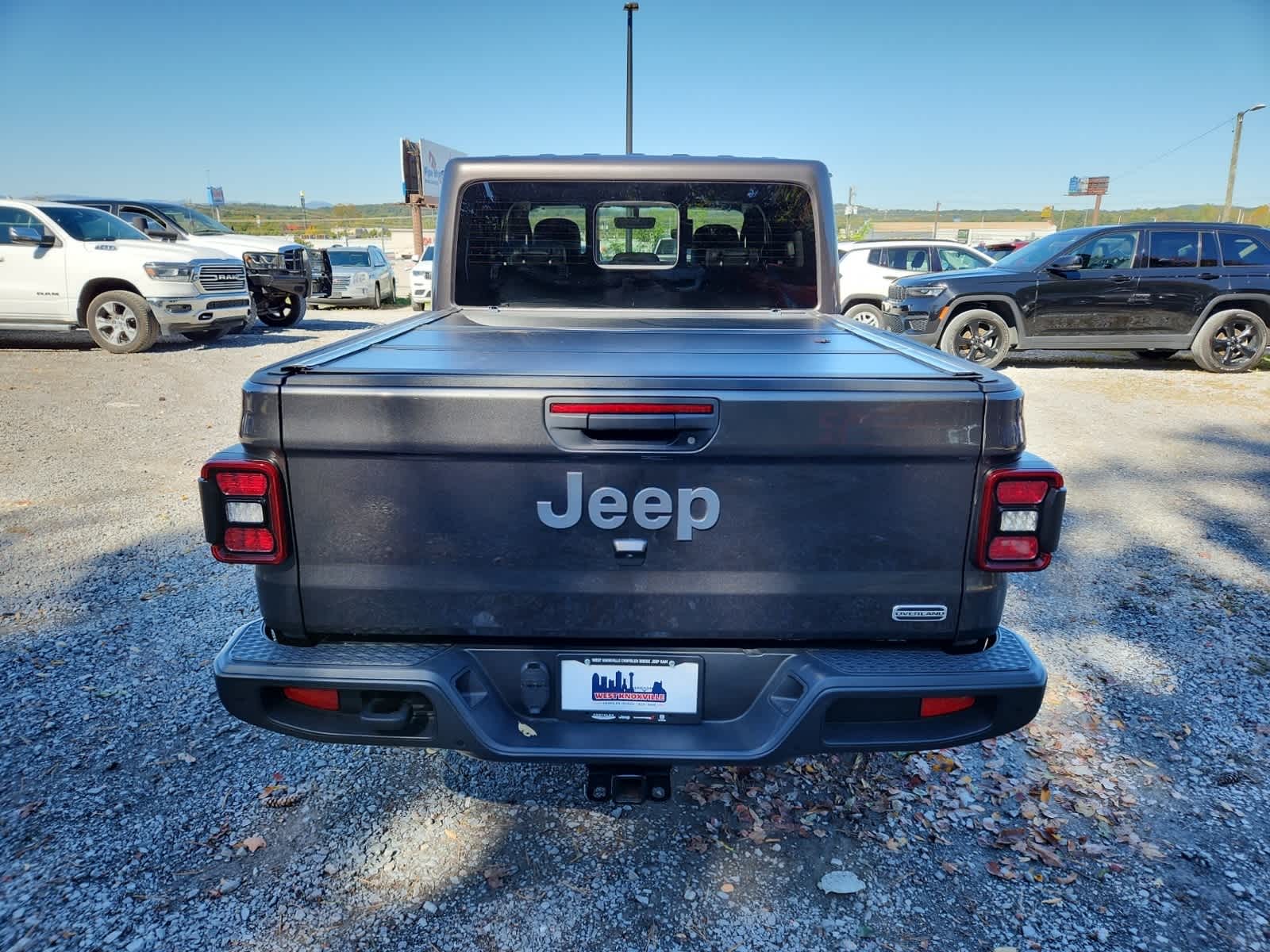 Thumbnail: 2021 Jeep Gladiator - 4
