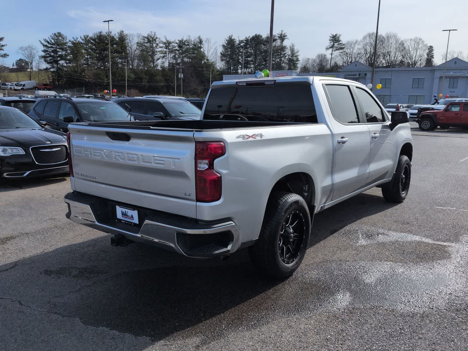 Thumbnail: 2019 Chevrolet Silverado 1500 - 8