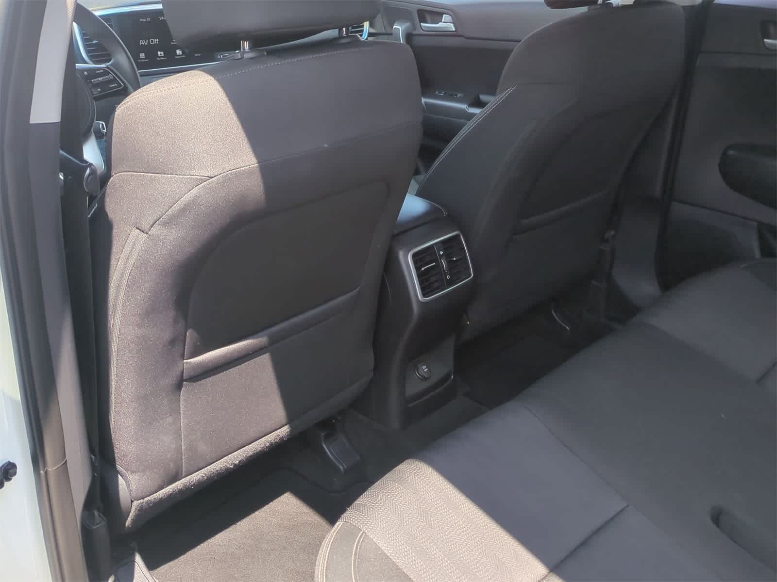 Thumbnail: 2020 Kia Sportage - 19