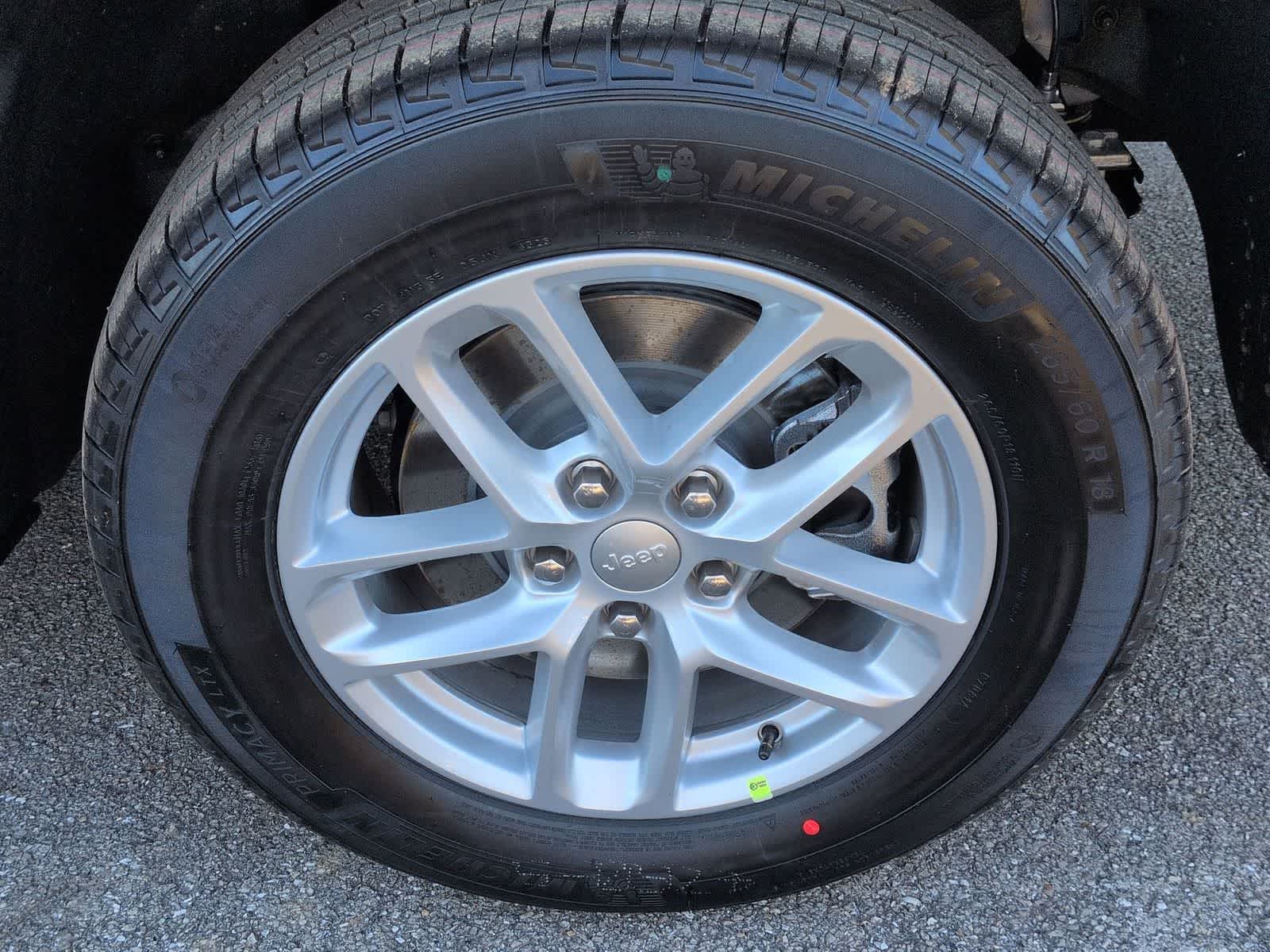 Thumbnail: 2025 Jeep Grand Cherokee L - 13