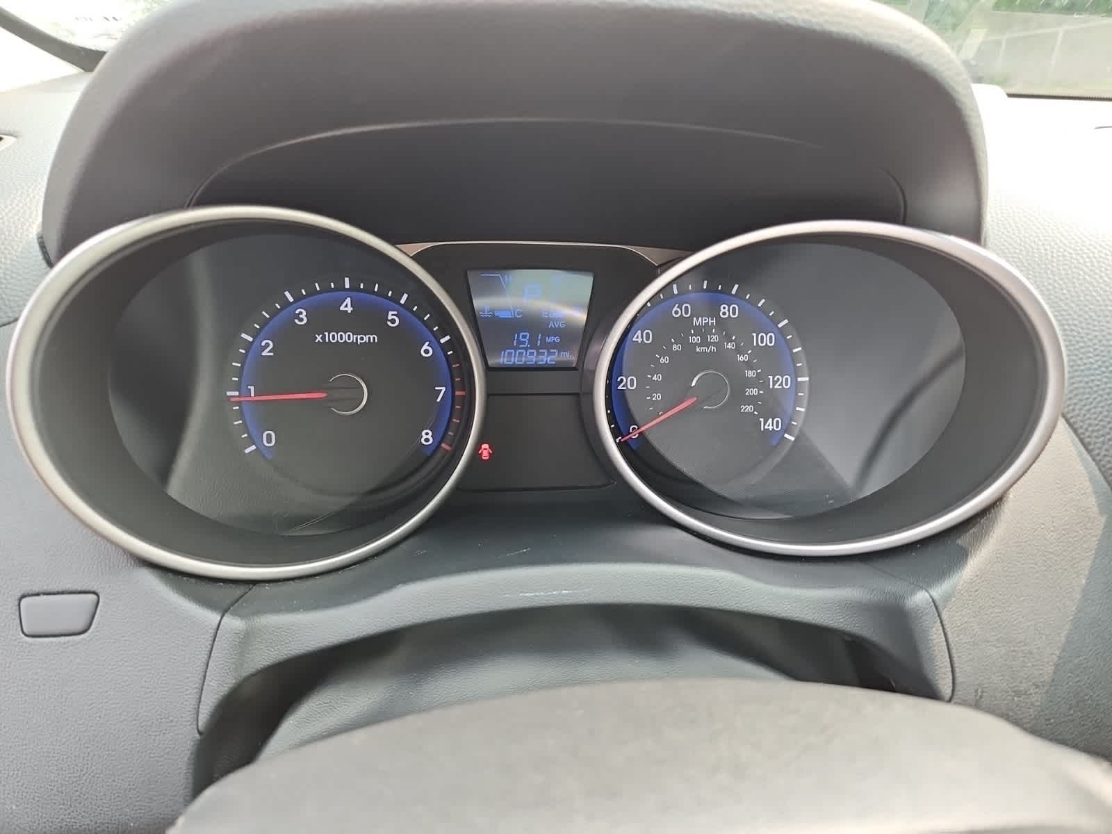 Thumbnail: 2015 Hyundai Tucson - 9