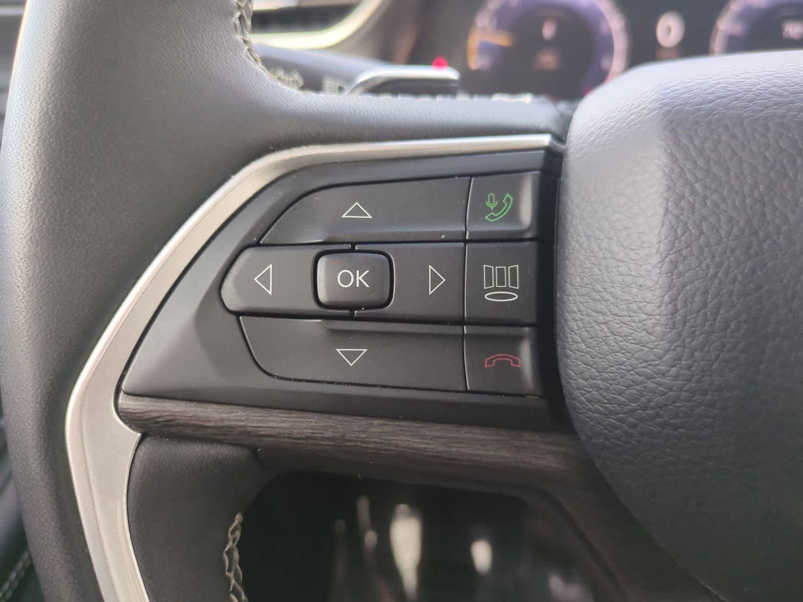 Thumbnail: 2023 Jeep Grand Cherokee - 25