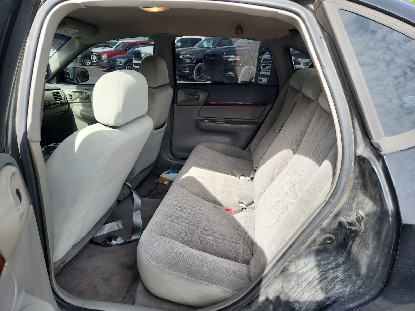 Thumbnail: 2002 Chevrolet Impala - 26