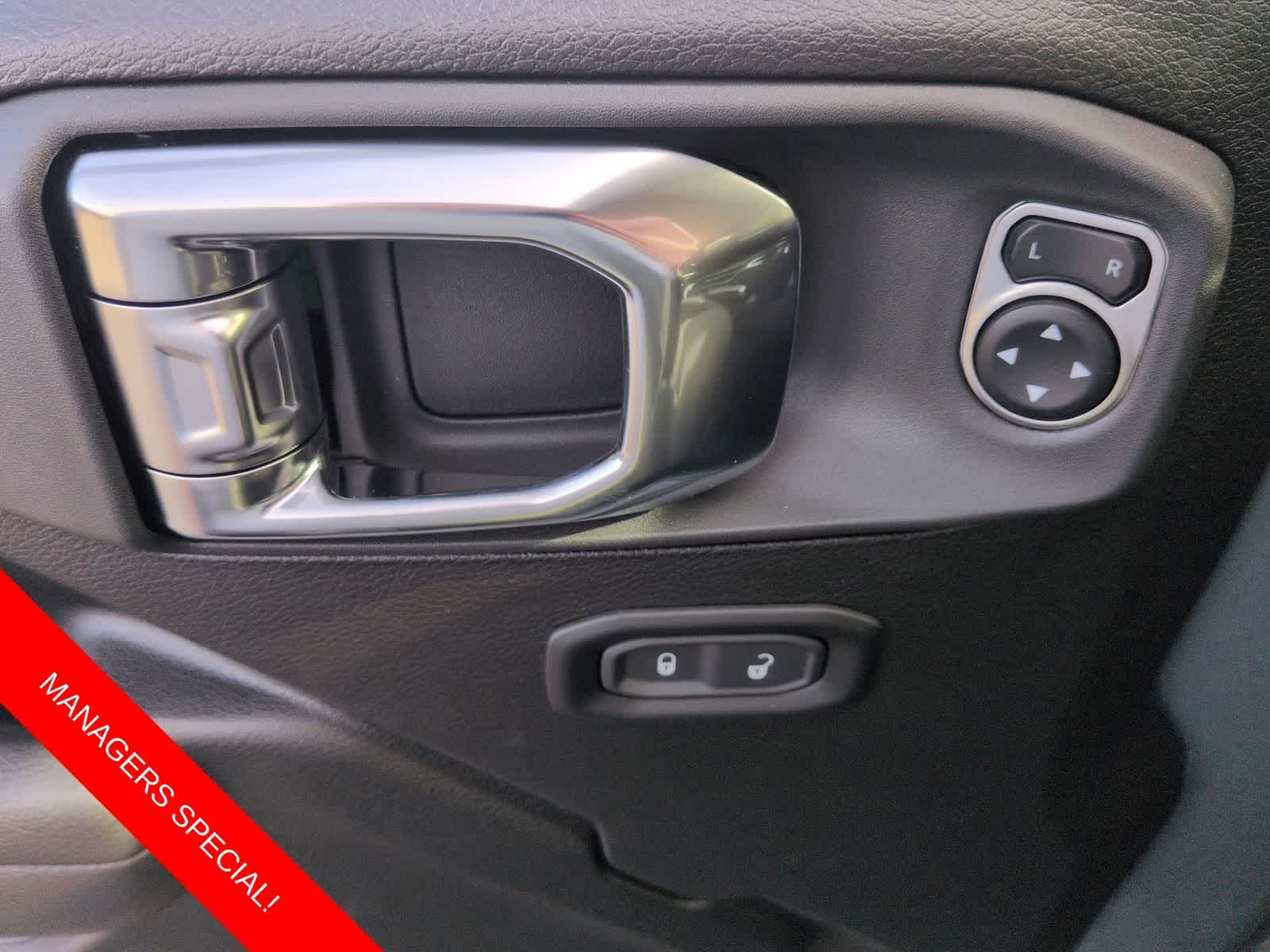 Thumbnail: 2026 Jeep Wrangler - 16