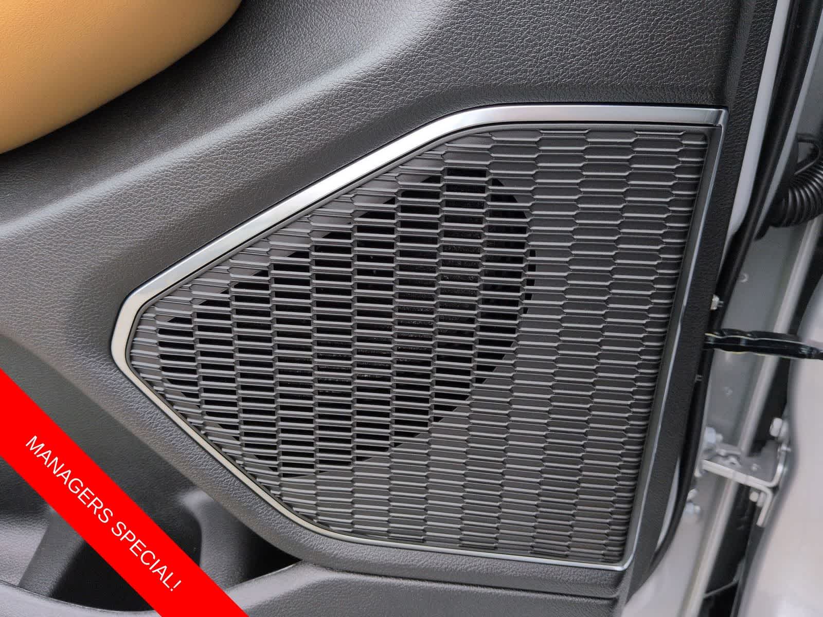 Thumbnail: 2025 Jeep Grand Cherokee - 28