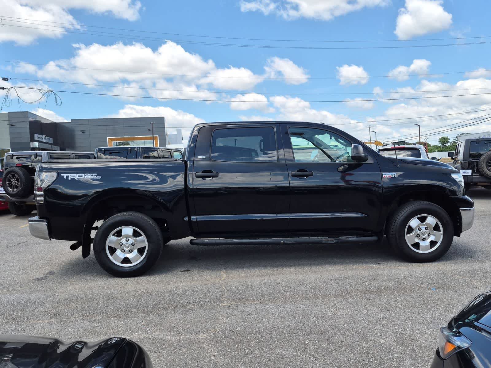 Thumbnail: 2010 Toyota Tundra - 6
