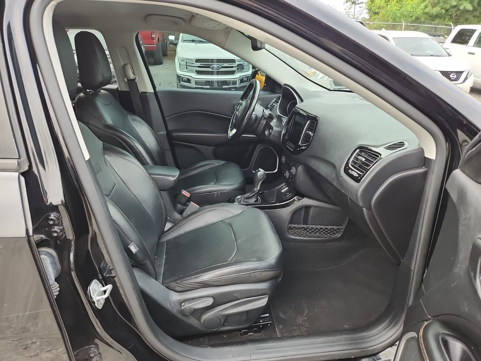 Thumbnail: 2020 Jeep Compass - 21
