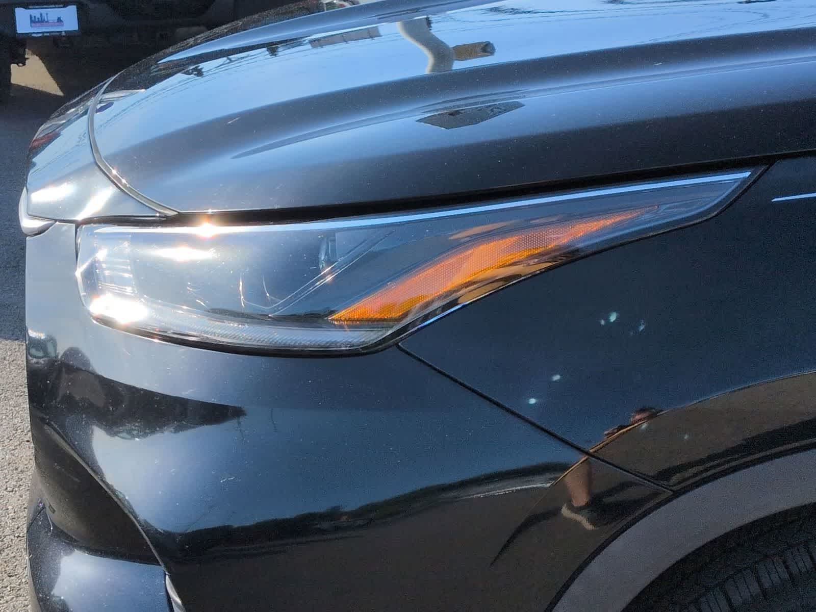 Thumbnail: 2021 Toyota Highlander - 10