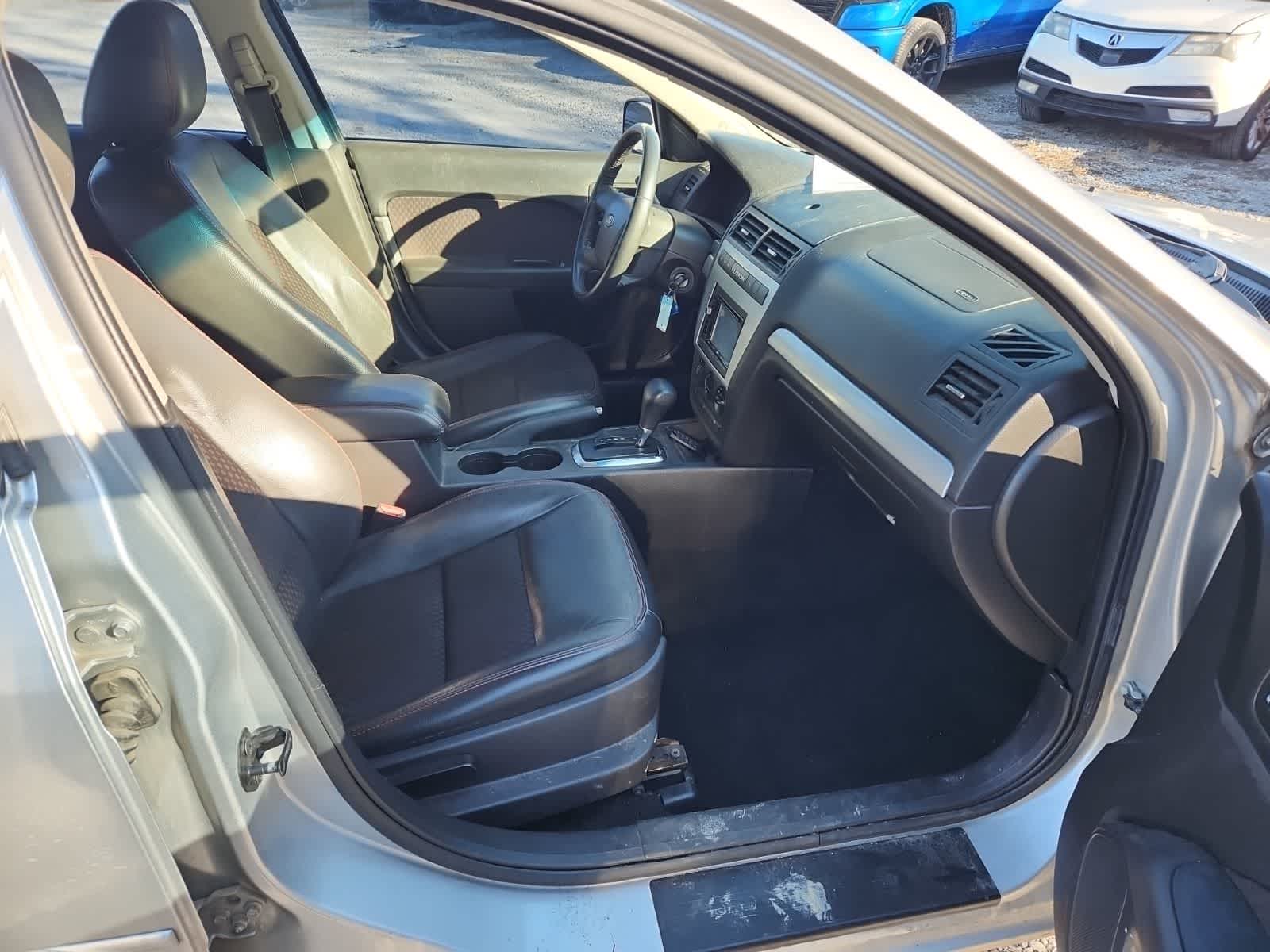 Thumbnail: 2009 Ford Fusion - 21