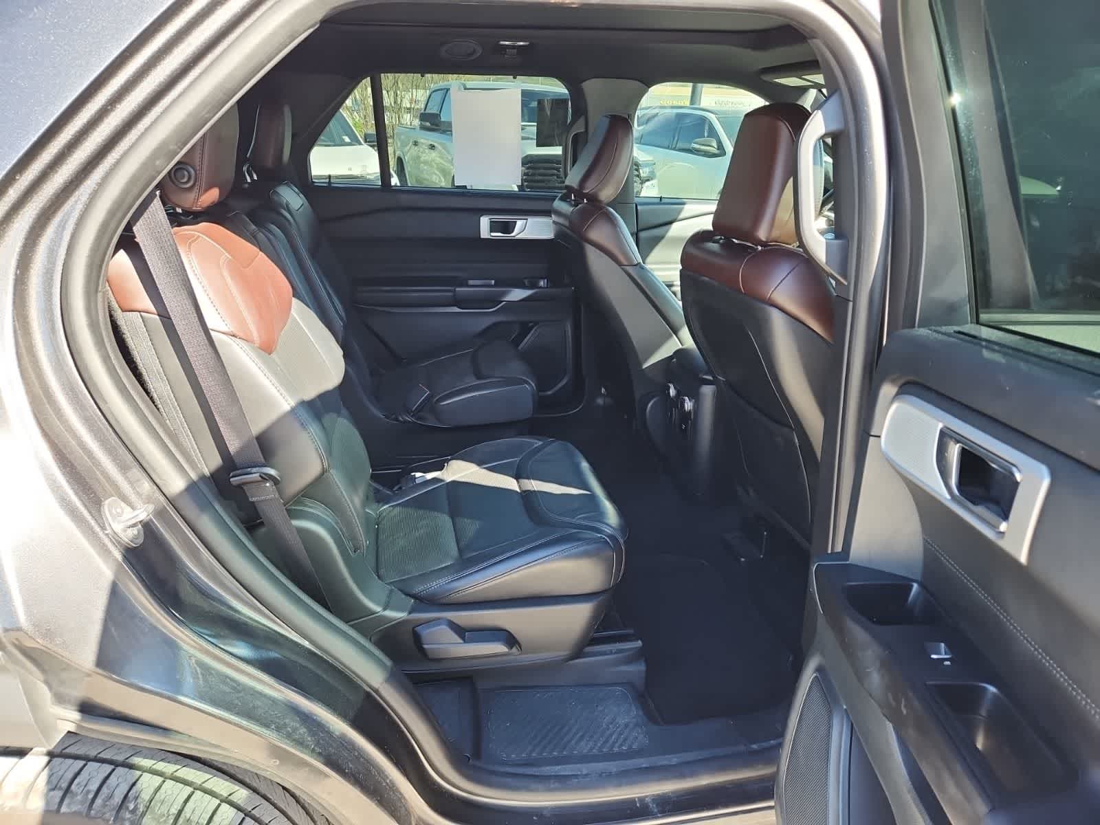 Thumbnail: 2020 Ford Explorer - 22