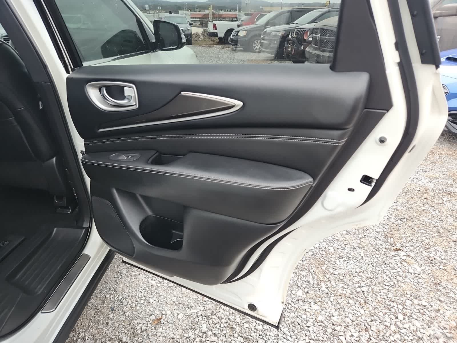 Thumbnail: 2020 INFINITI QX60 - 23