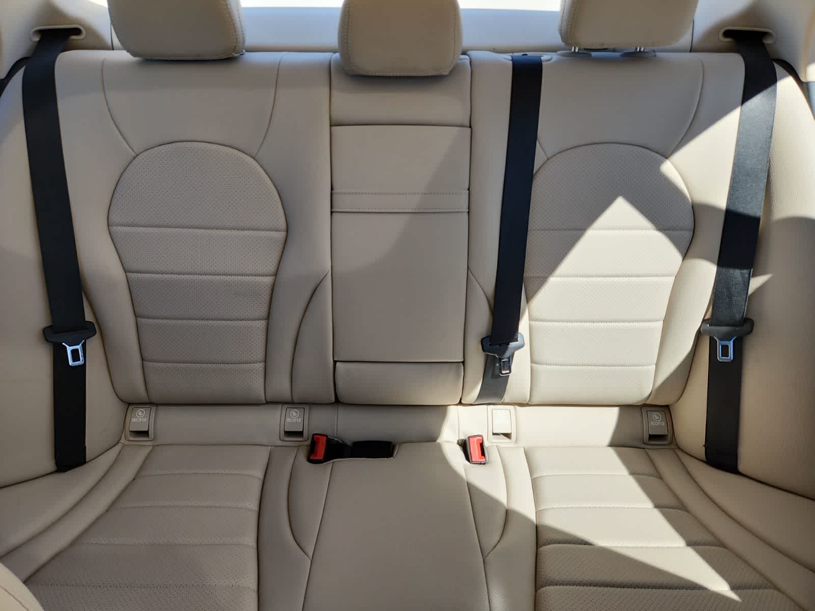 Thumbnail: 2017 Mercedes-Benz C-Class - 20