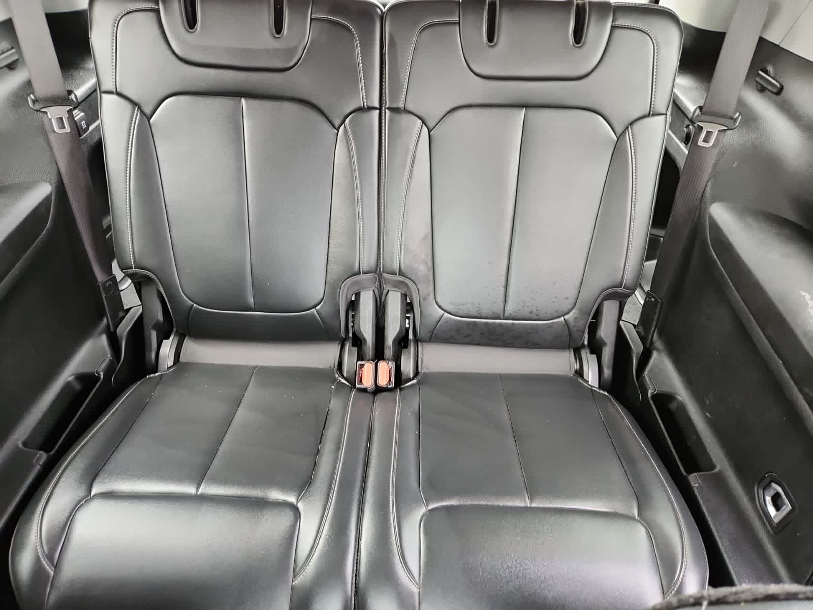 Thumbnail: 2021 Jeep Grand Cherokee L - 28