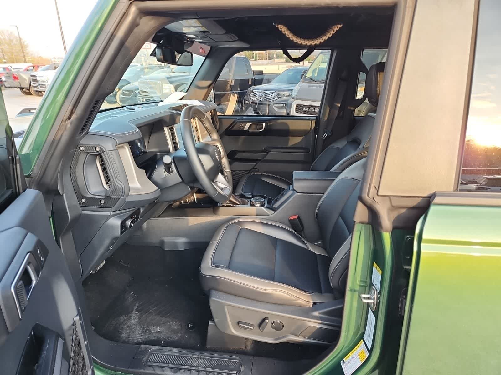 Thumbnail: 2025 Ford Bronco - 15