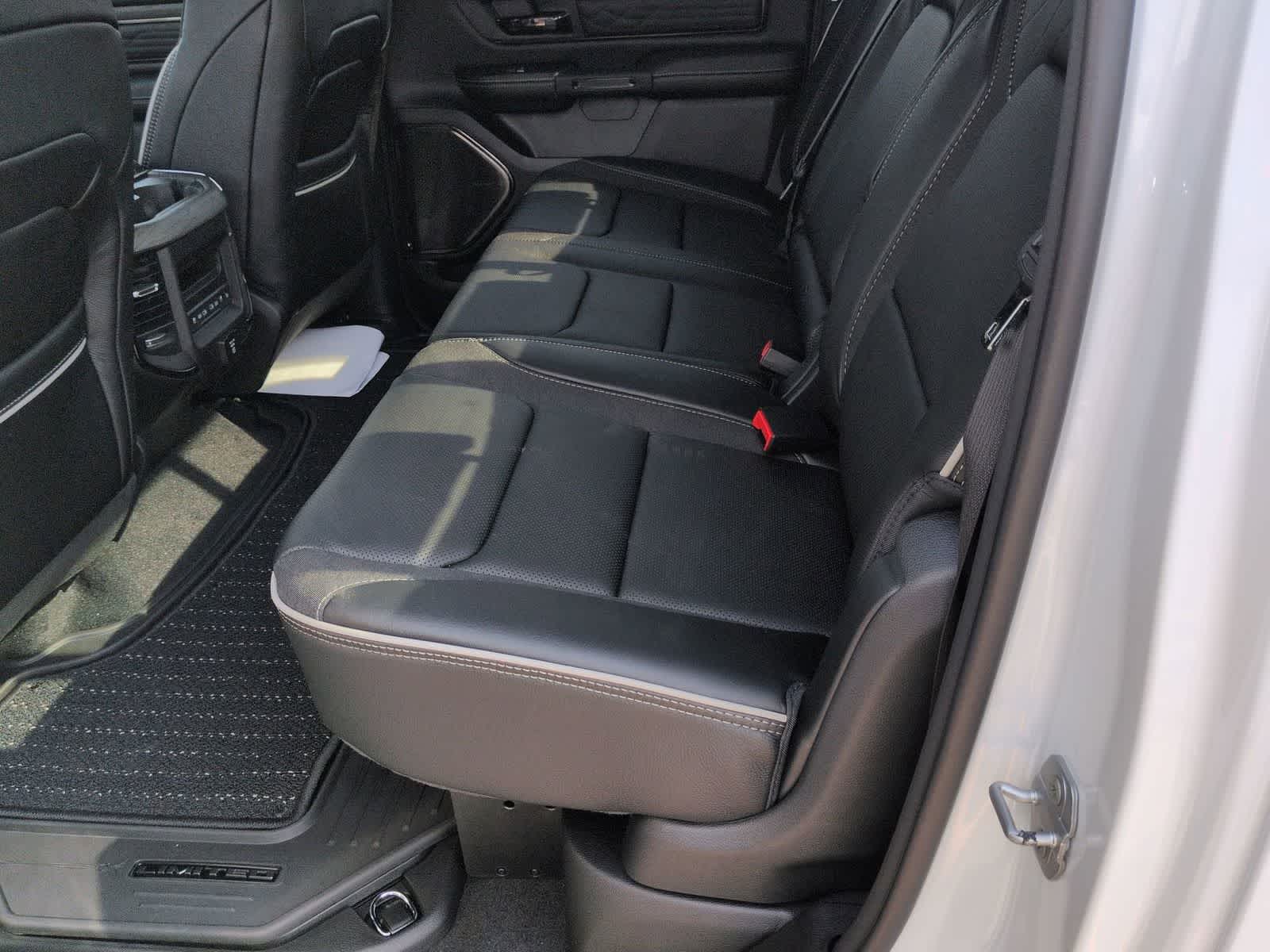 Thumbnail: 2026 RAM 1500 - 16