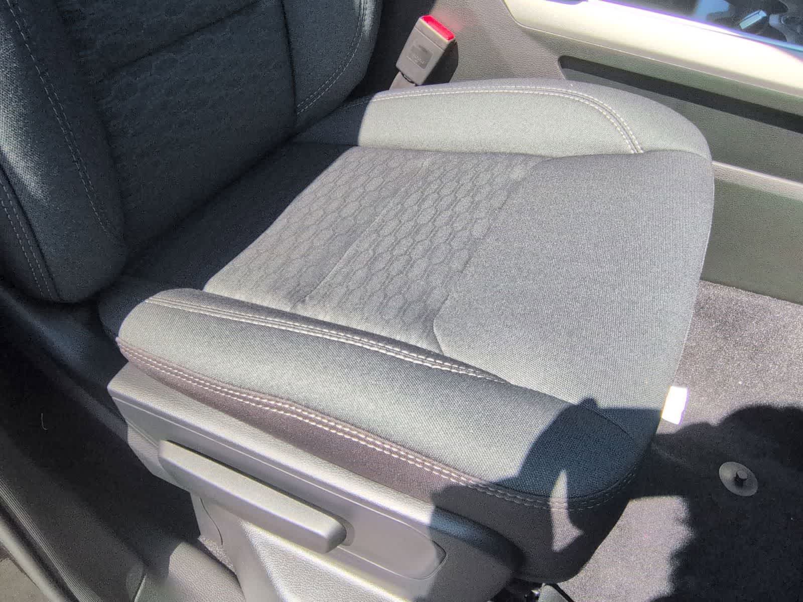 Thumbnail: 2026 RAM 1500 - 21