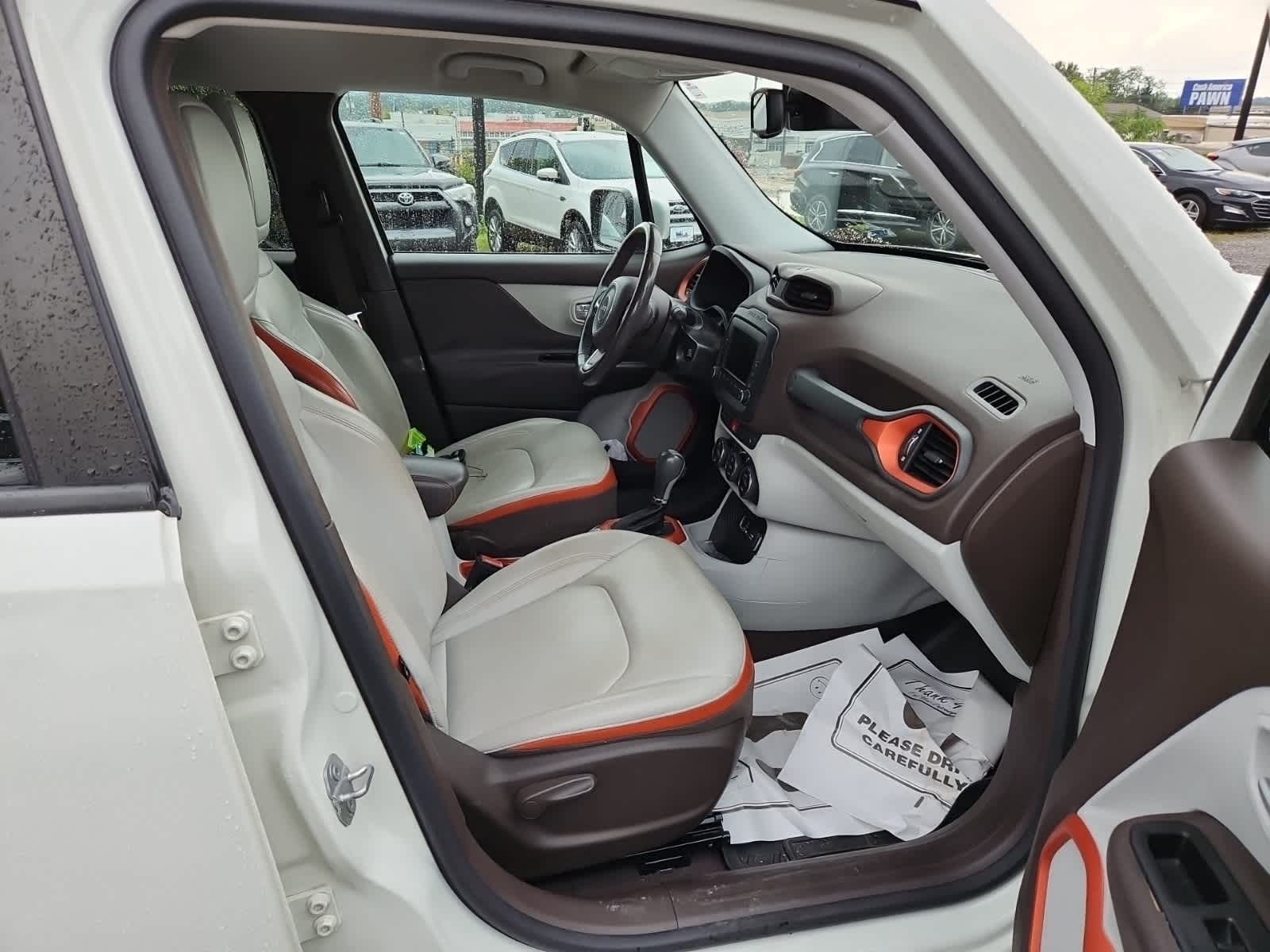 Thumbnail: 2015 Jeep Renegade - 21