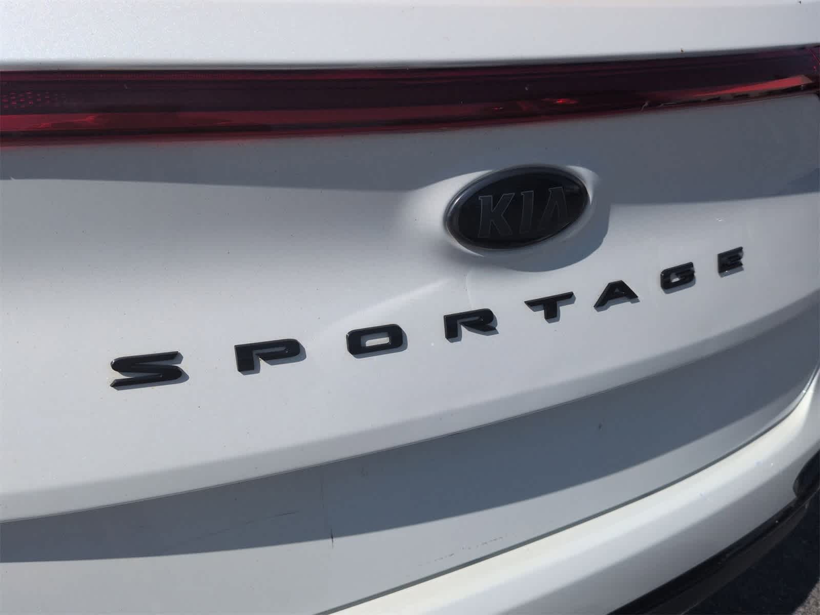 Thumbnail: 2022 Kia Sportage - 12