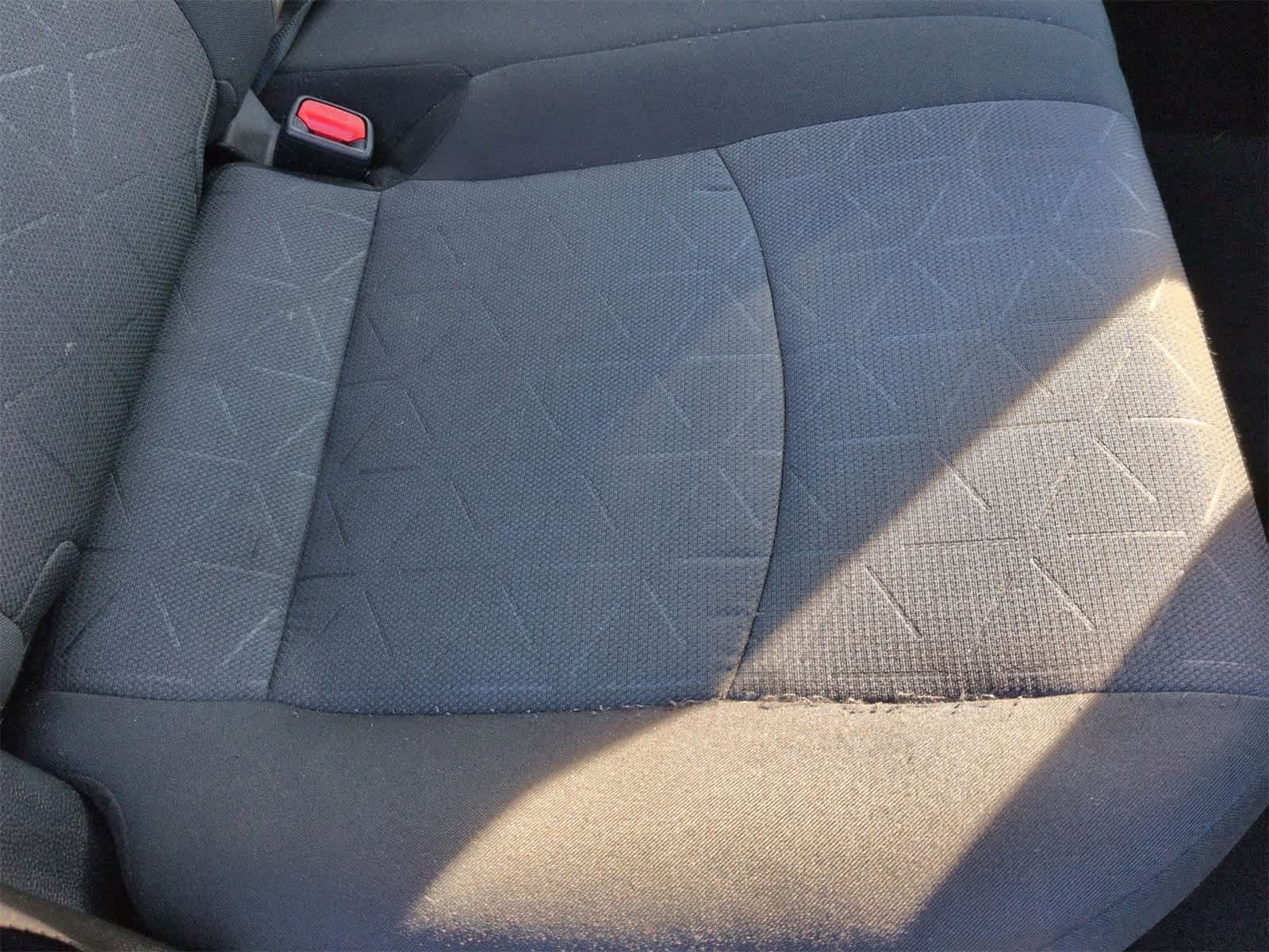 Thumbnail: 2021 Toyota RAV4 - 20