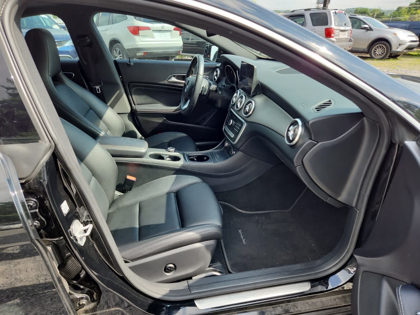 Thumbnail: 2018 Mercedes-Benz CLA - 21