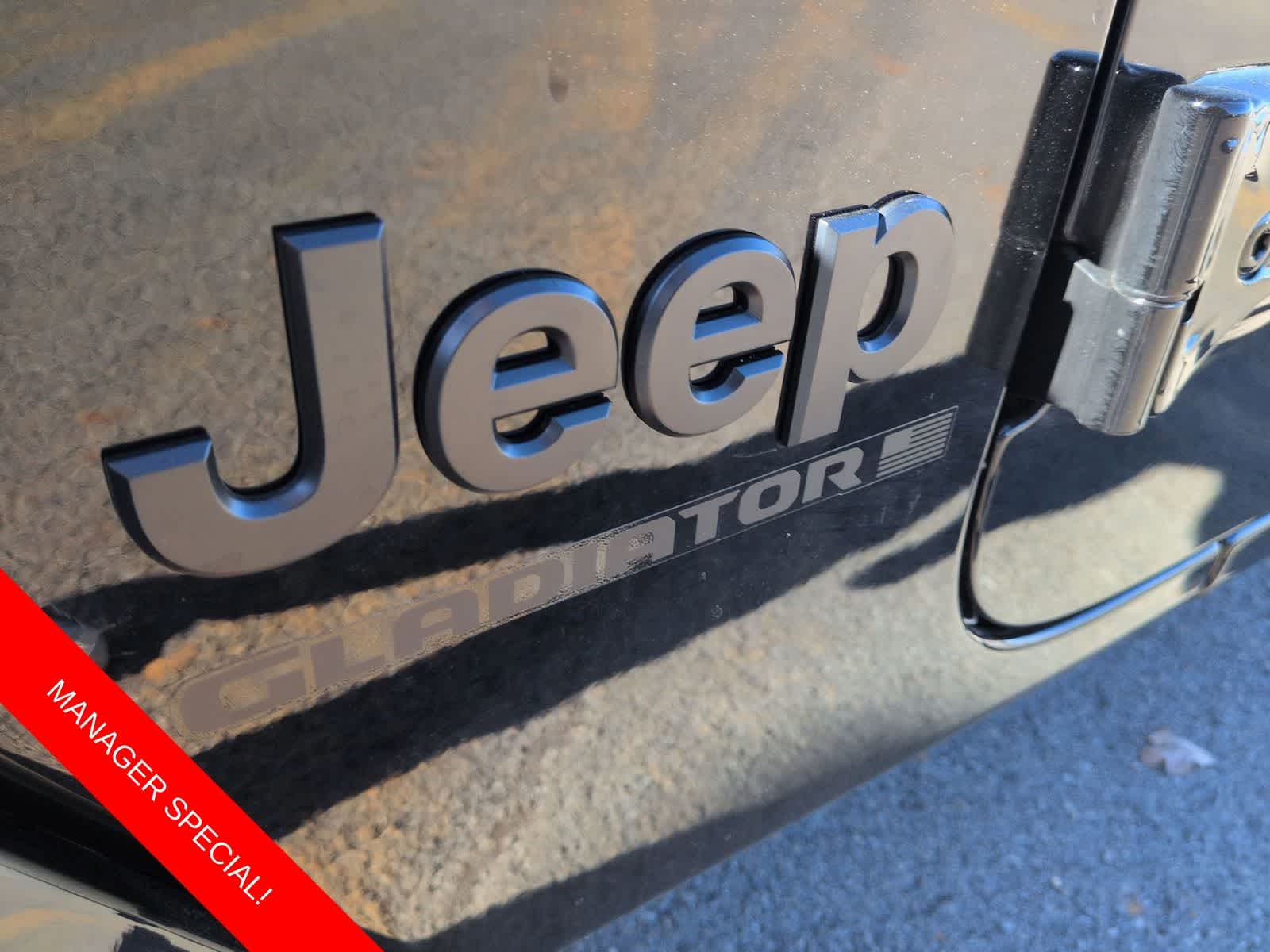 Thumbnail: 2026 Jeep Gladiator - 12