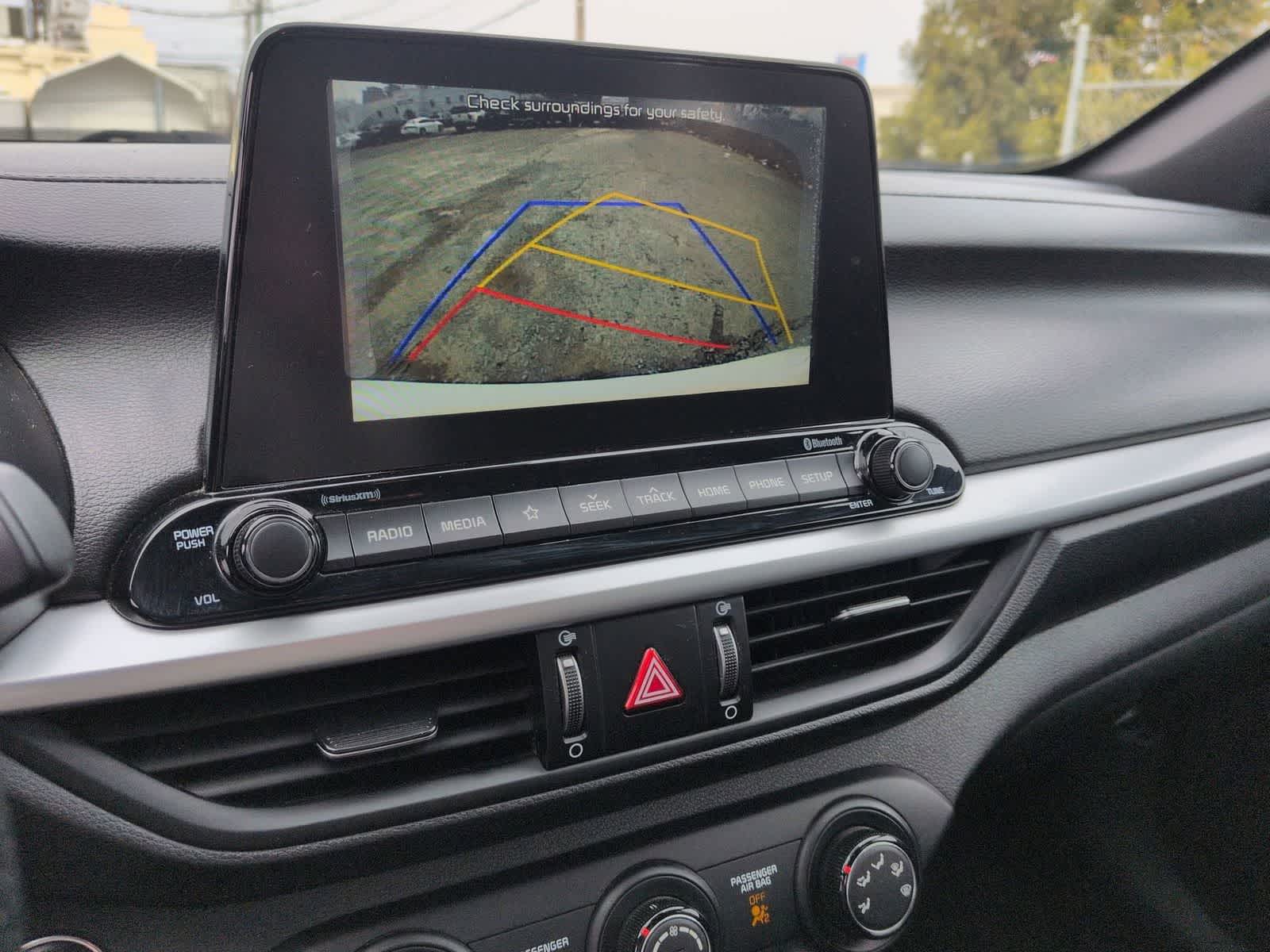 Thumbnail: 2020 Kia Forte - 27