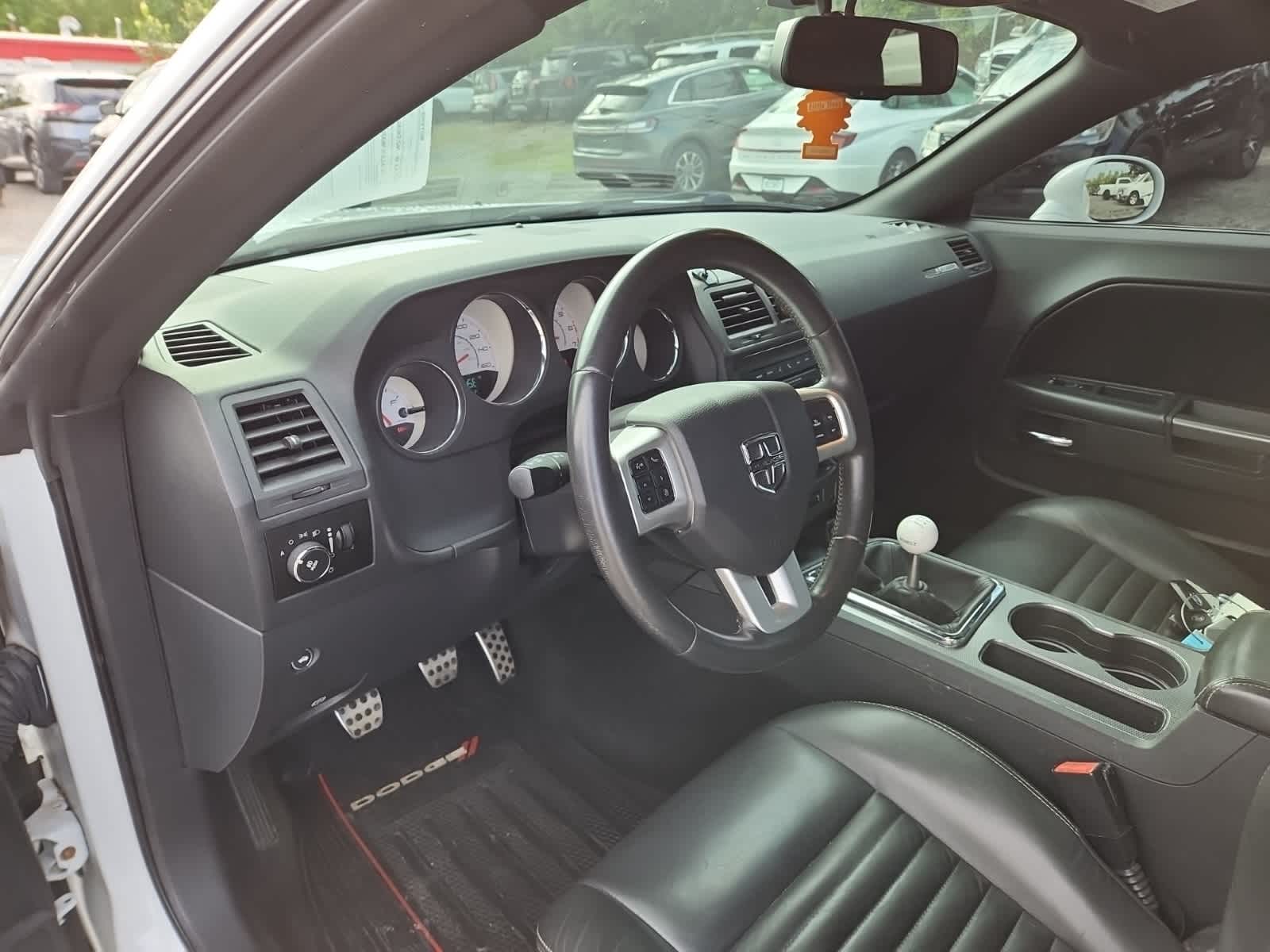 Thumbnail: 2013 Dodge Challenger - 13