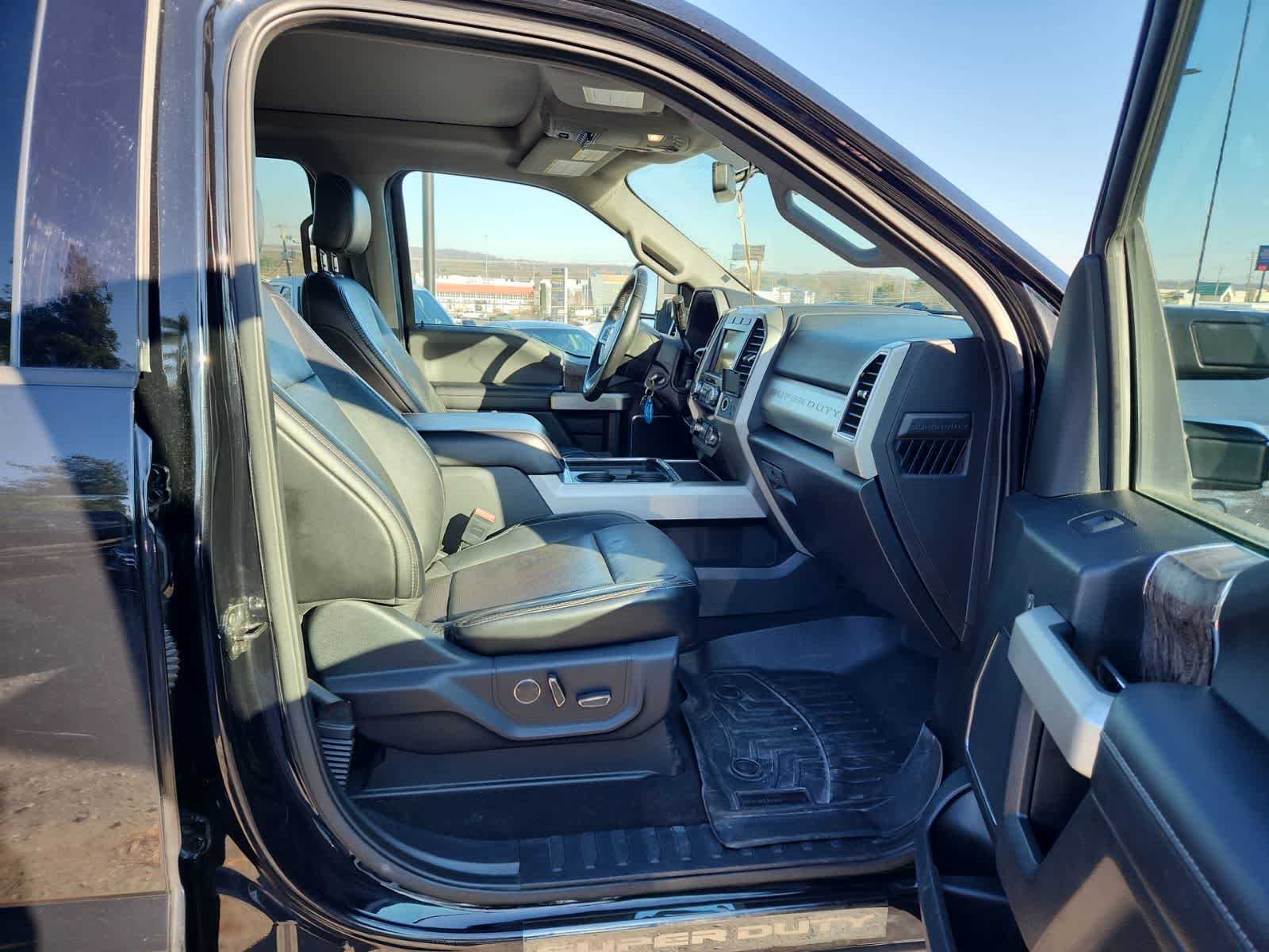 Thumbnail: 2019 Ford Econoline - 21