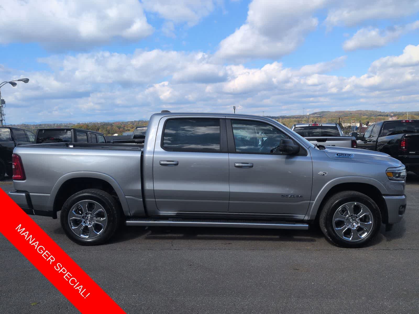 Thumbnail: 2026 RAM 1500 - 9