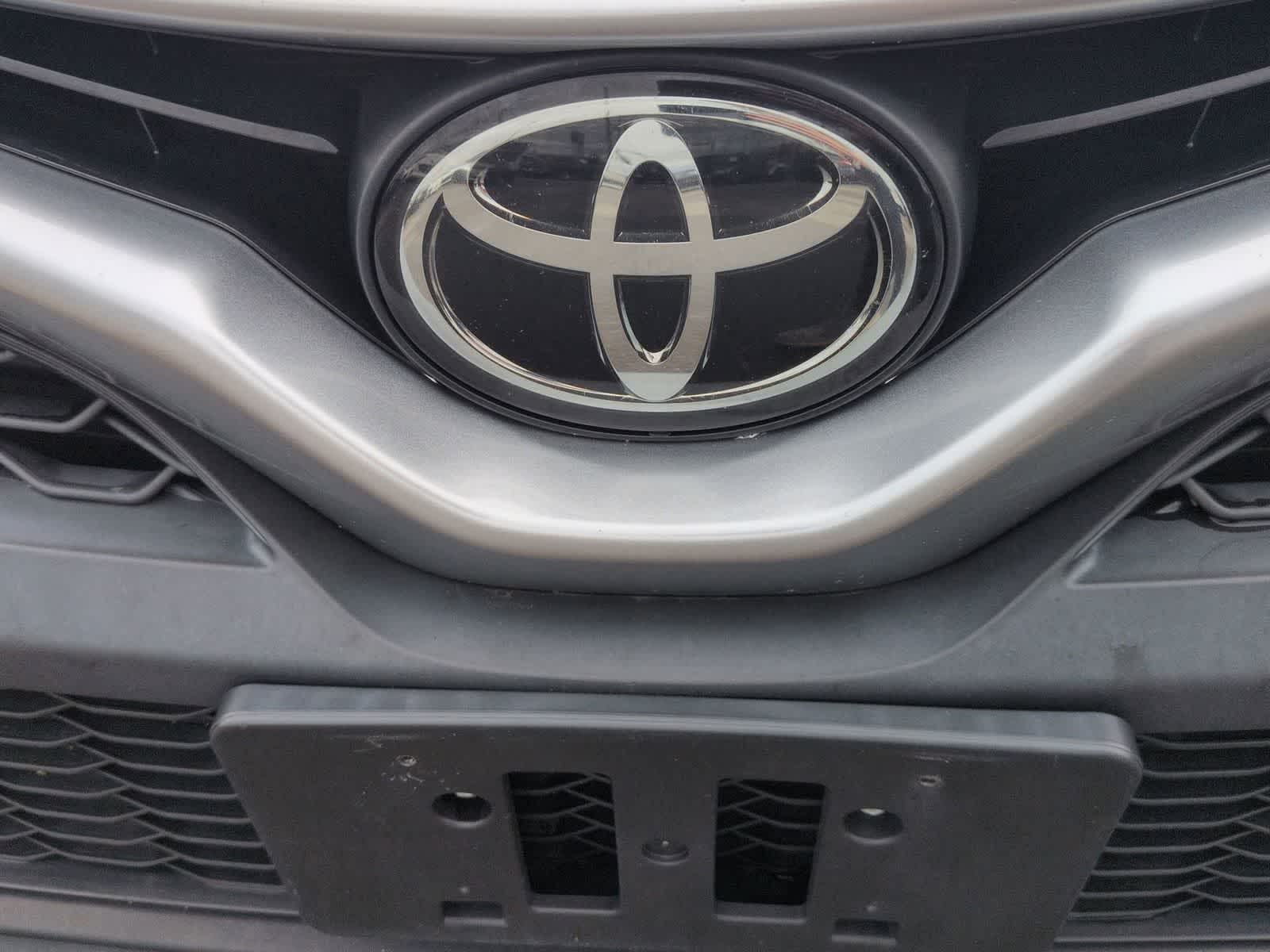 Thumbnail: 2022 Toyota Camry - 12