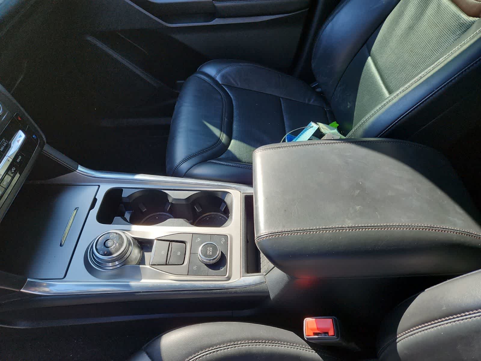 Thumbnail: 2020 Ford Explorer - 11