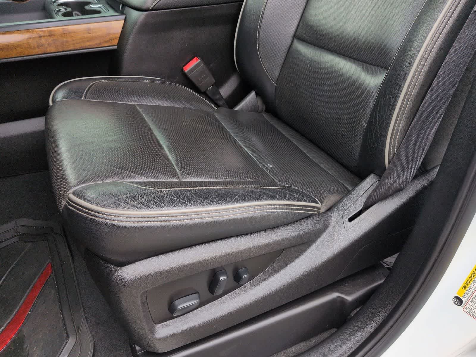 Thumbnail: 2019 Chevrolet Silverado 2500 - 16