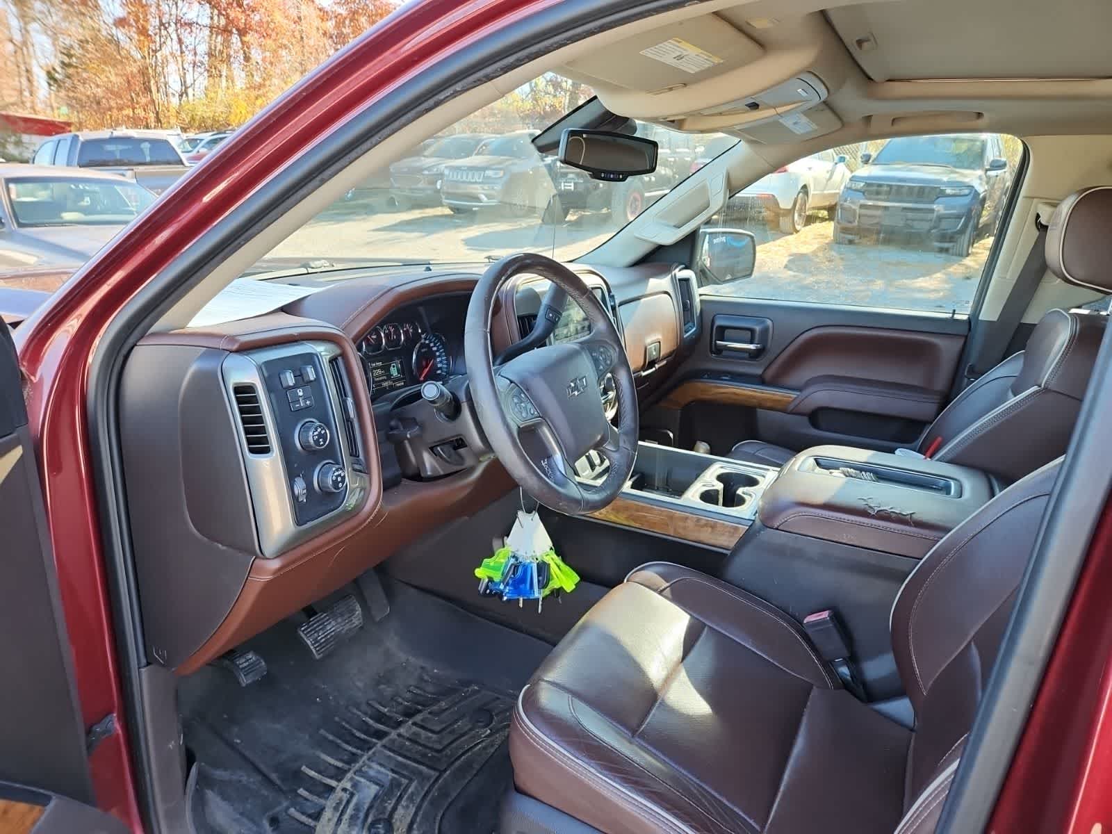 Thumbnail: 2015 Chevrolet Silverado 1500 - 14