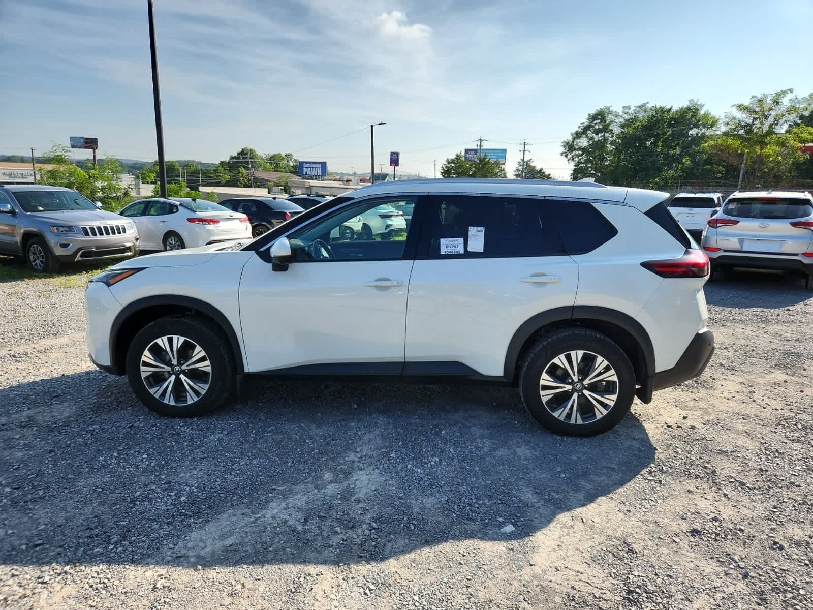 Thumbnail: 2021 Nissan Rogue - 2