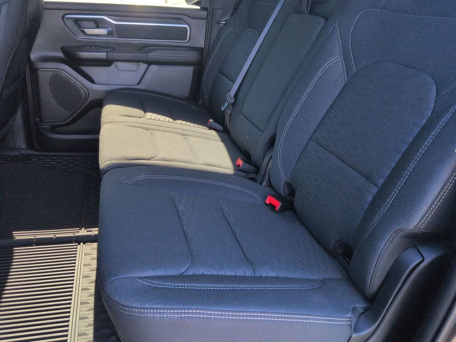 Thumbnail: 2026 RAM 1500 - 19