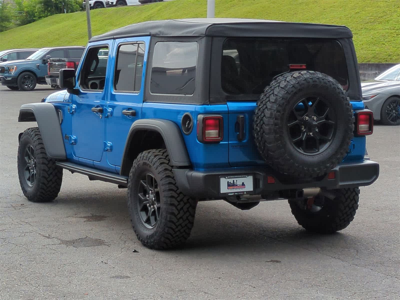 2025 Jeep Wrangler Willys Wheeler 6