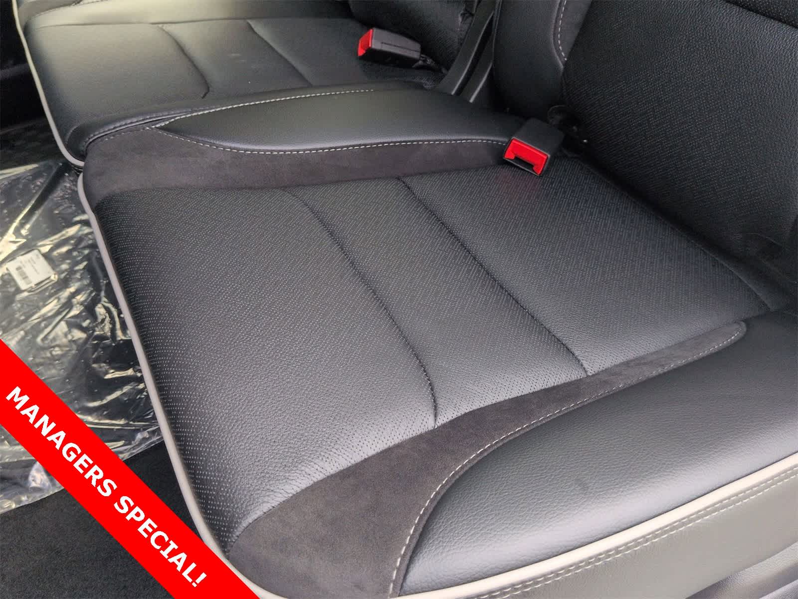 Thumbnail: 2026 RAM 1500 - 18