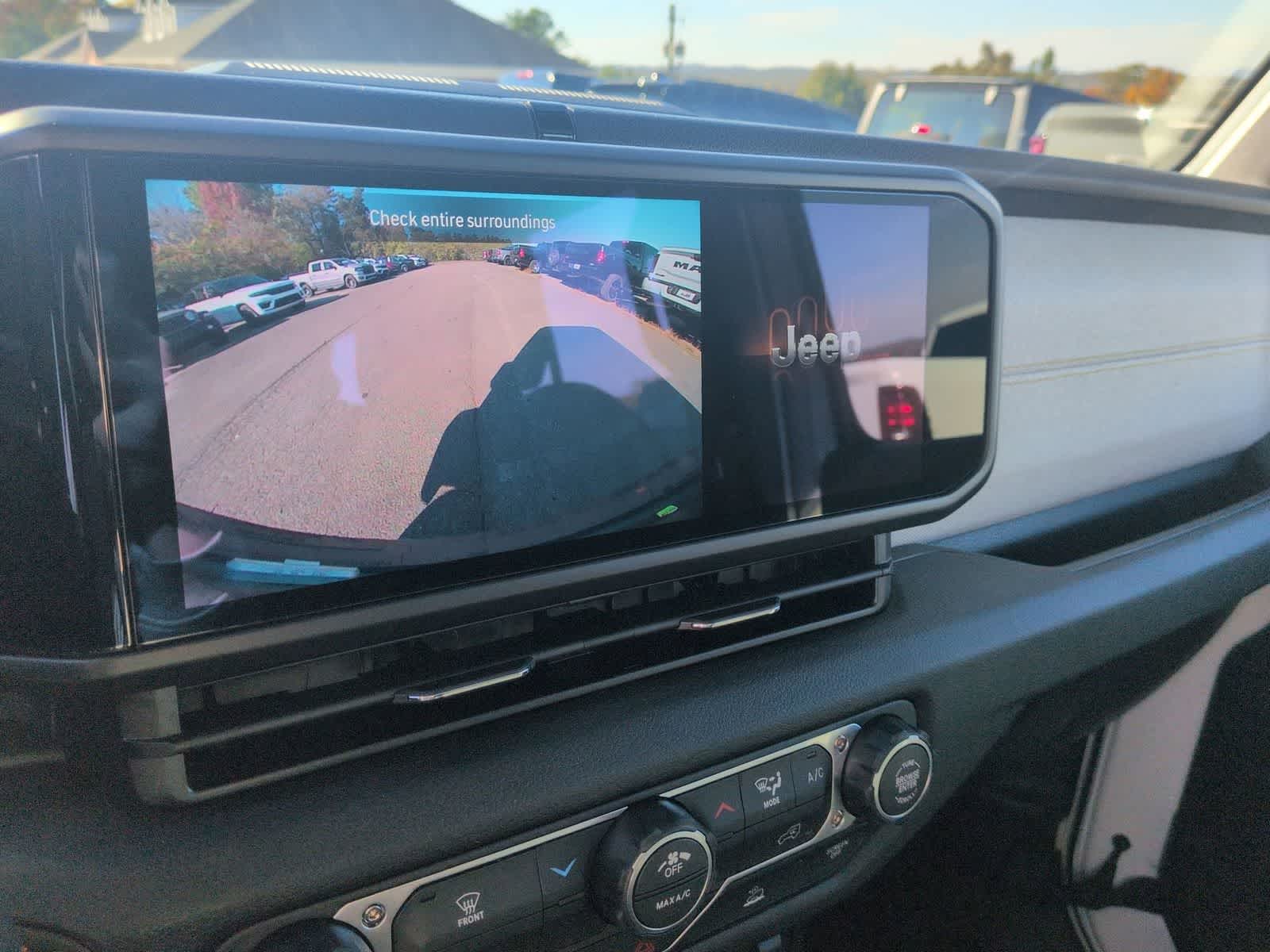 Thumbnail: 2026 Jeep Wrangler - 27