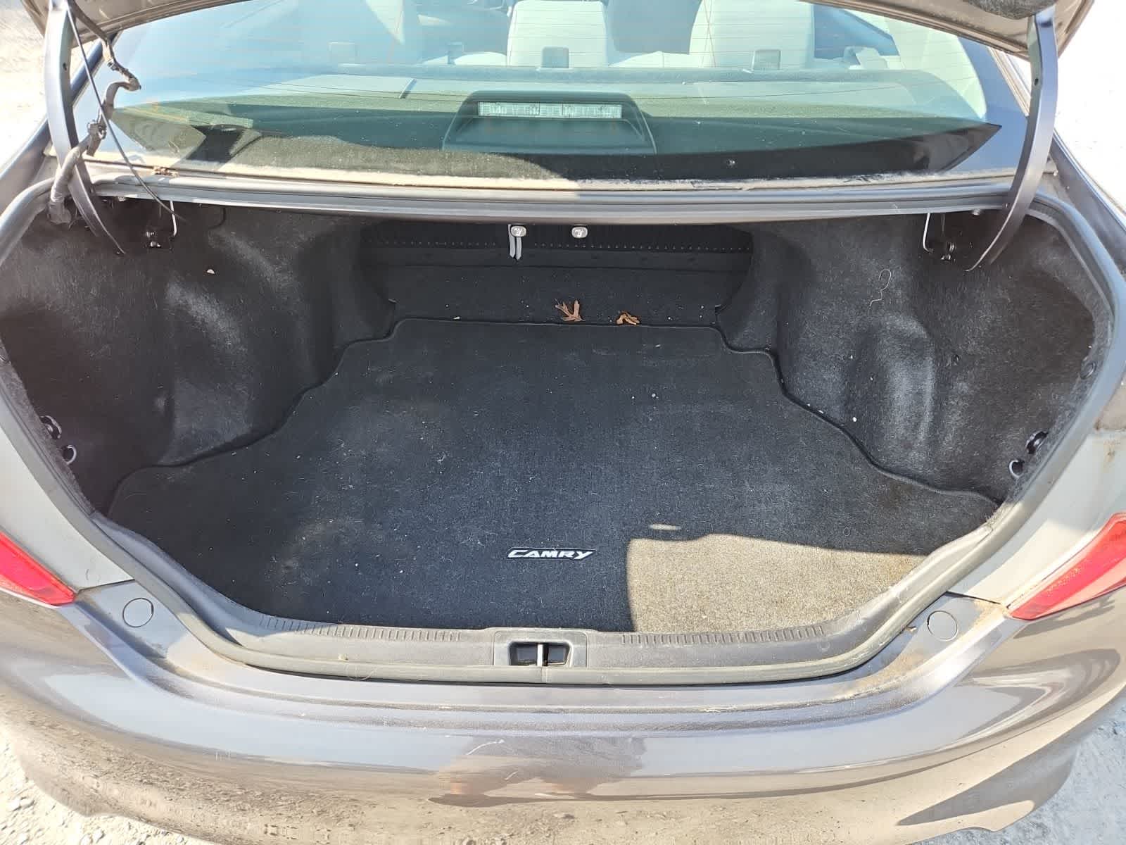 Thumbnail: 2014 Toyota Camry - 27