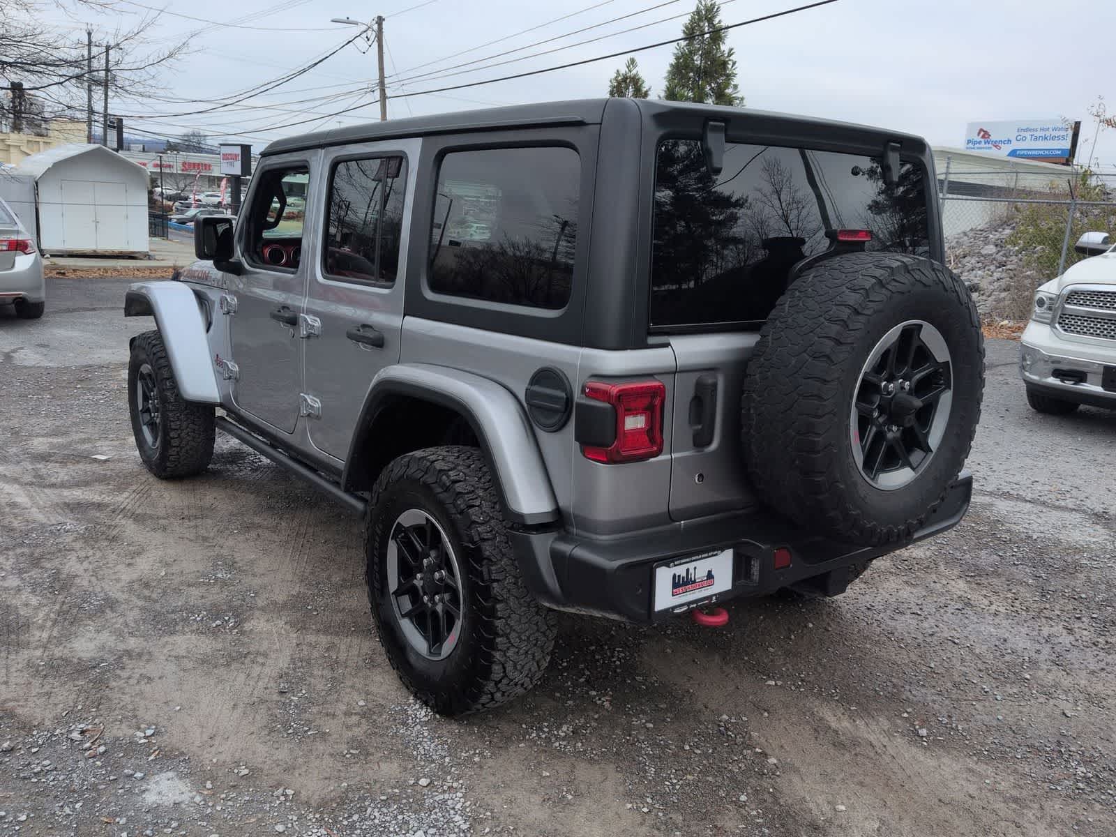 Thumbnail: 2019 Jeep Wrangler - 6