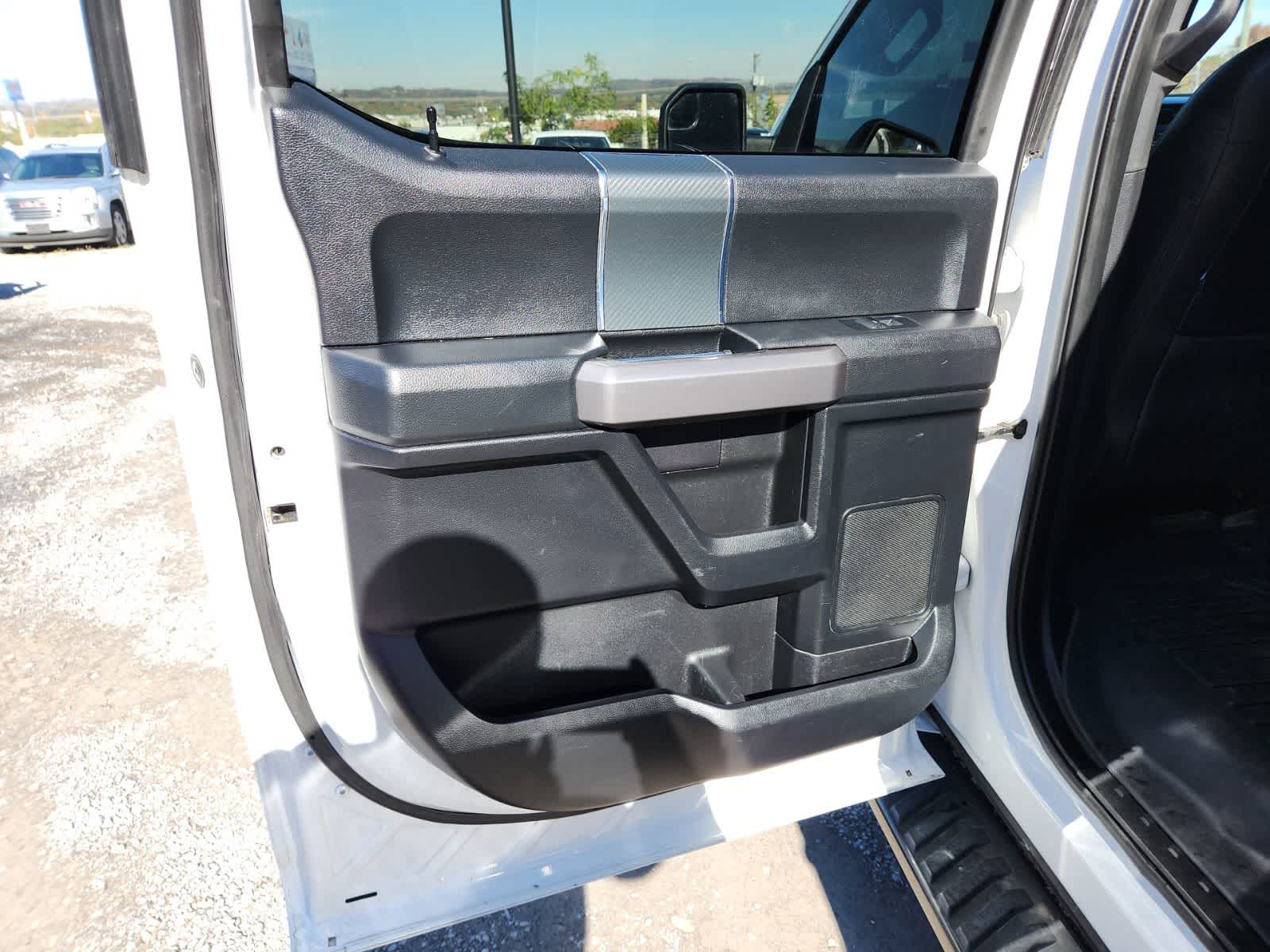 Thumbnail: 2019 Ford F-150 - 26