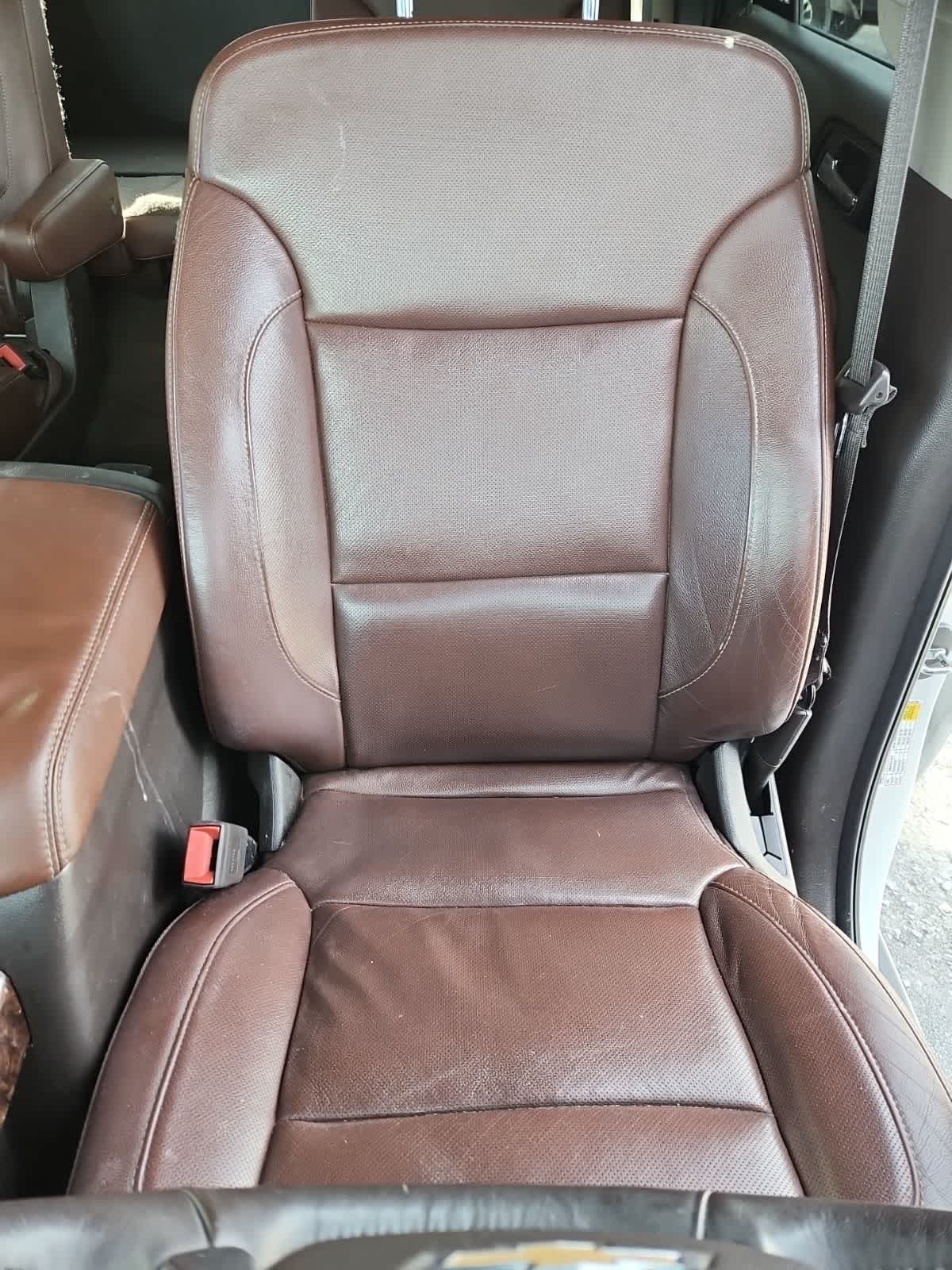 Thumbnail: 2017 Chevrolet Tahoe - 14