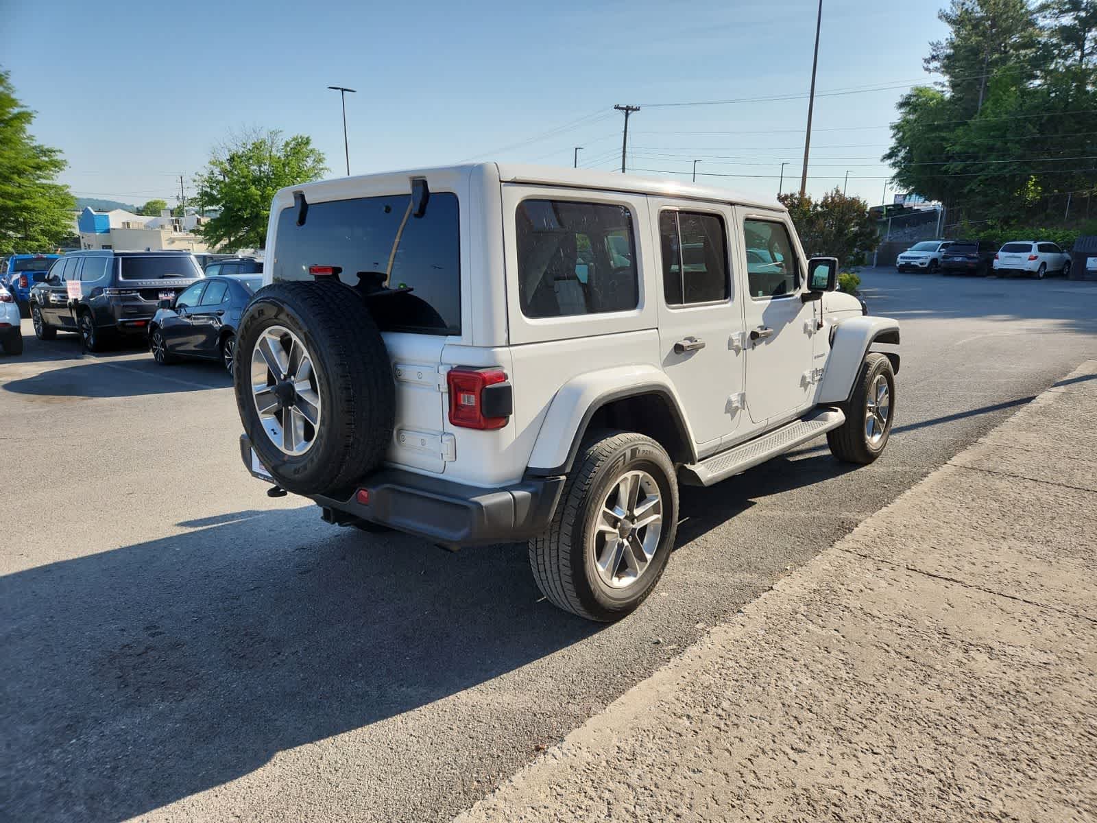 Thumbnail: 2021 Jeep Wrangler - 5