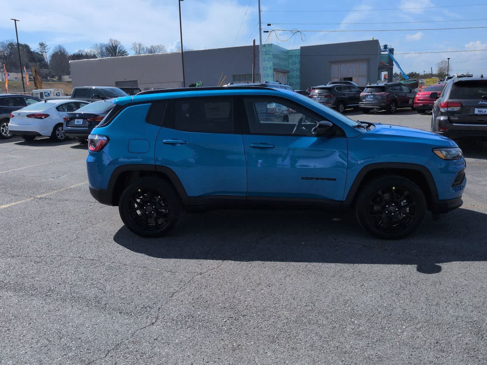 Thumbnail: 2026 Jeep Compass - 9