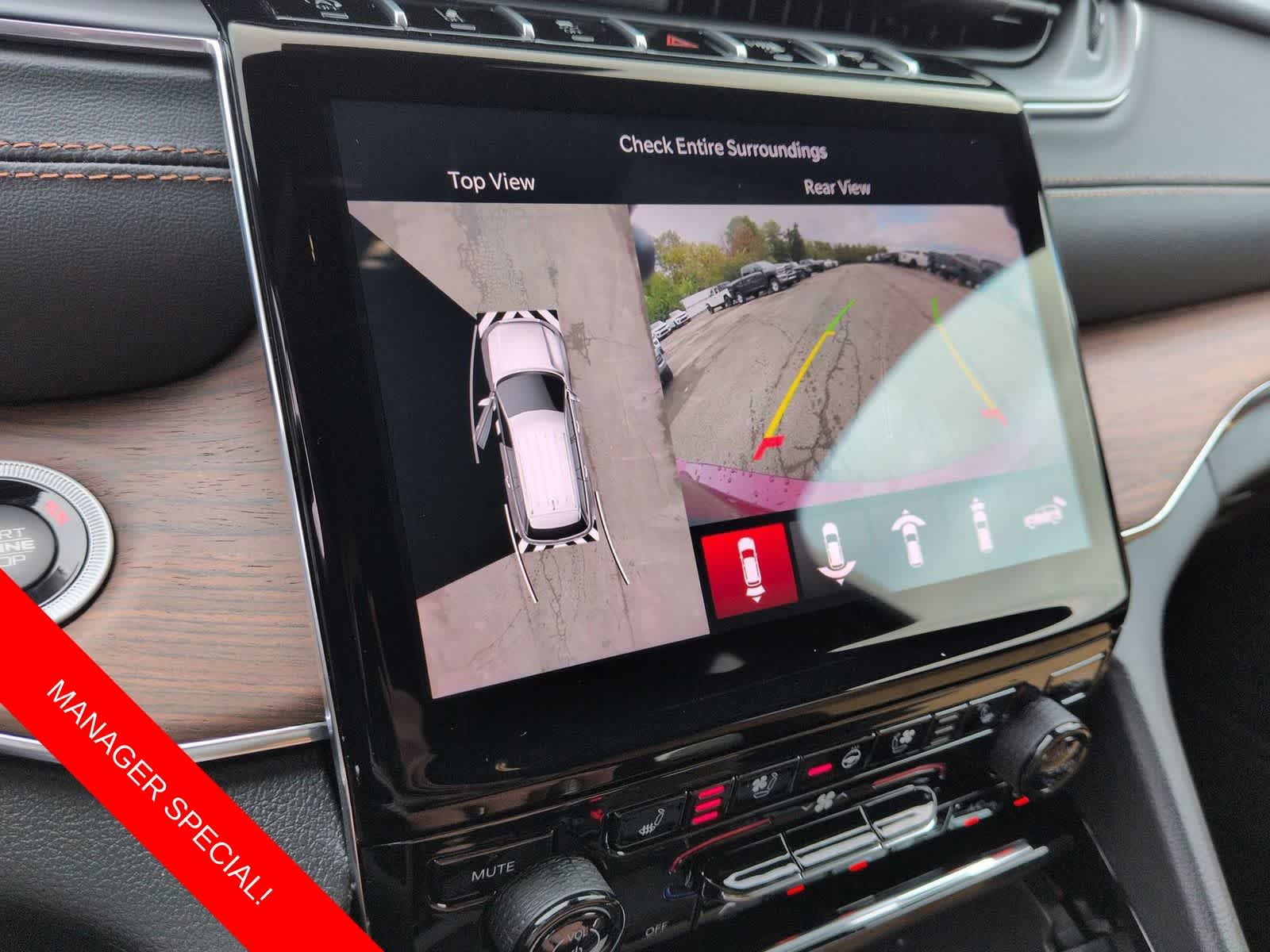 Thumbnail: 2025 Jeep Grand Cherokee L - 28