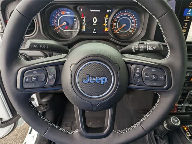 Thumbnail: 2025 Jeep Wrangler - 24