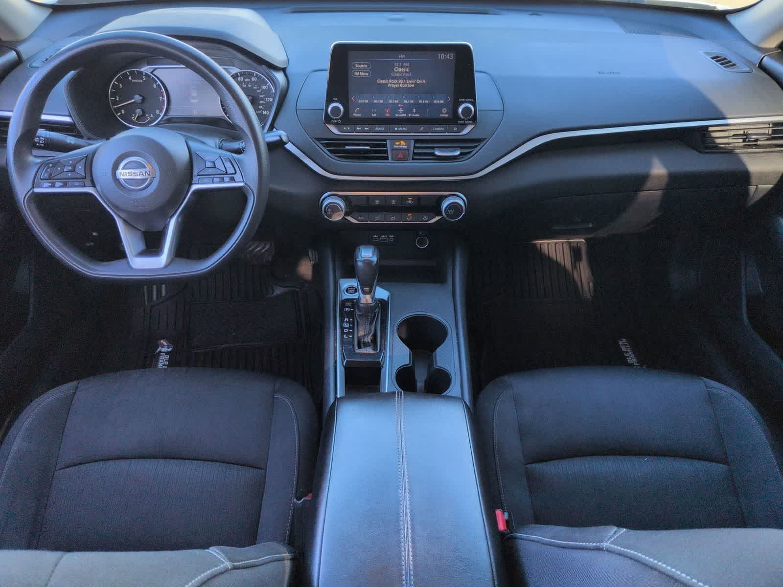 Thumbnail: 2020 Nissan Altima - 15